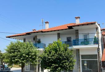 Vassilikos Apartment has Balcony rooms
