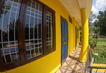 Bir Quaters has Balcony rooms