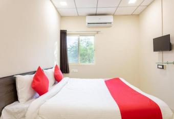 JAGTARA RESIDENCY allows 18 year olds to book a room