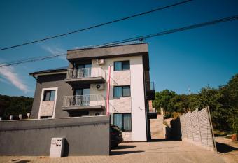 Dream House Apartments has Balcony rooms