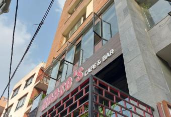 Rodeos Inn allows 18 year olds to book a room