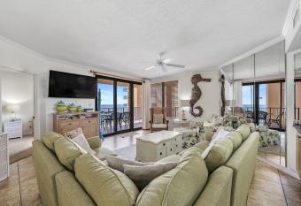 Four Seasons Unit 704E has Balcony rooms