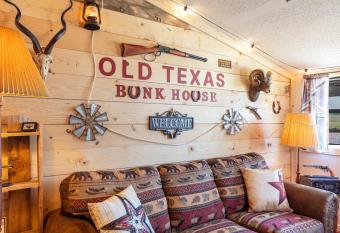 Old Texas Bunkhouse allows 18 year olds to book a room