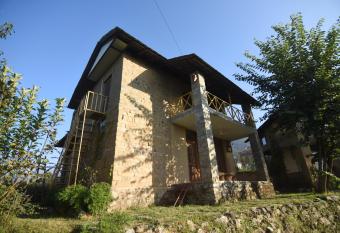 Hidden Gem-A Travellers Home allows 18 year olds to book a room