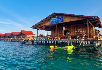 Pavalintang Resort has Balcony rooms