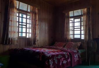 YA-YA Homestay (YAATRI-YAARI) has Balcony rooms