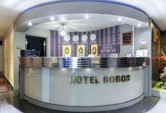 Dongtan BobosHotel allows 18 year olds to book a room