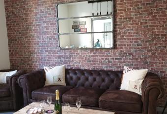 Le Loft Vintage Epernay avec Netflix, V  los, Parking gratuit allows 18 year olds to book a room