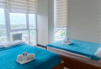 The mactan newtown 1 Bedroom with Beach has Balcony rooms