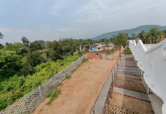 Prakritir Prangone (                                                 ) has Balcony rooms