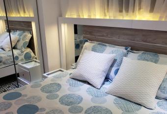 Luxury House allows 18 year olds to book a room