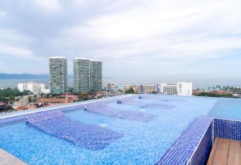   Hermoso Condo con espectacular vista a la bahia!! has Balcony rooms