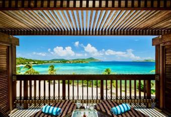 Sapphire Beachfront Renovated Villa 1200 SF! - Free Wi-Fi has Balcony rooms