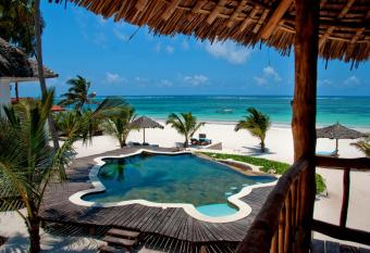 Waterlovers Beach Resort has Balcony rooms