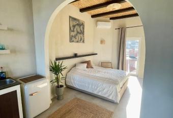 SLEEP INN - Junior suite 3 Cityview allows 18 year olds to book a room