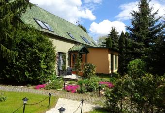 Ferienanlage Waschb  r Country has Balcony rooms