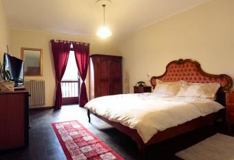 Villa C  rona has Balcony rooms