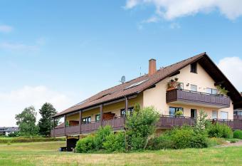 Ado Ferienwohnung has Balcony rooms