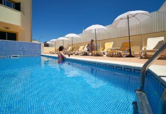 Torre da Aldeia by Umbral allows 18 year olds to book a room