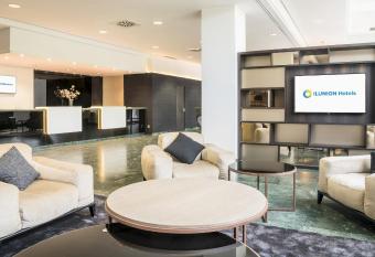 Ilunion Pio XII allows 18 year olds to book a room