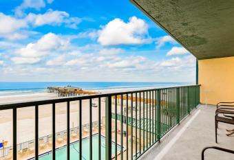 Ocean Front Condo with Amazing Views! Sunglow Resort 402 by Brightwild has Balcony rooms
