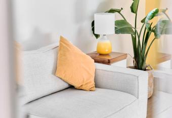 La Maison Du Seminaire allows 18 year olds to book a room