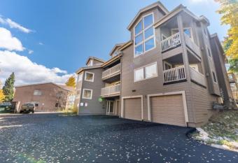 Silvertrees IV #24 by Summit County Mountain Retreats has Balcony rooms