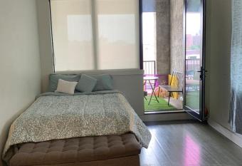 Scenic gem in the Bronx has Balcony rooms