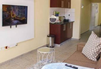 J and V BB allows 18 year olds to book a room