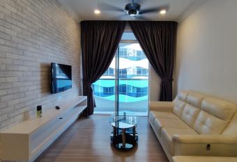 NEW CONDO MELAKA Near JONKER 2ROOM & 1BATH ES allows 18 year olds to book a room