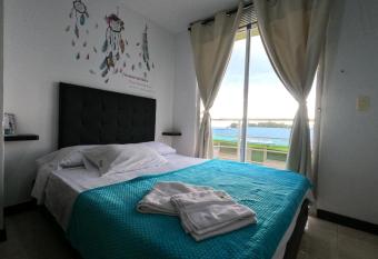 APARTAMENTO DE TURISMO has Balcony rooms