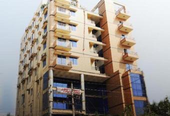 Hotel Amir s Residence has Balcony rooms