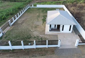 Executive Two Bedroom Villa For Hire in Nadi allows 18 year olds to book a room