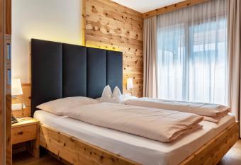 Marialisa Apt Orchidee has Balcony rooms