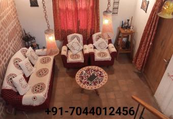 Villa Santiniketan has Balcony rooms