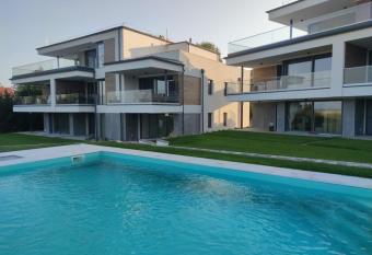 T  parti (Lake-side) Apartman Als    rs has Balcony rooms