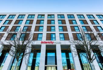 IntercityHotel Berlin Airport BER Terminal 1 & 2 allows 18 year olds to book a room