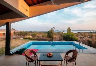 Vineyards Von 5 mins walk to River has Balcony rooms