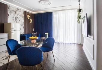 Luksusowy Apartament Przy Filharmonii has Balcony rooms