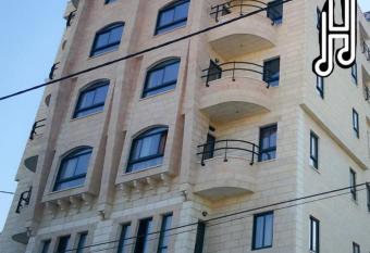 Christmas Carols Hotel has Balcony rooms