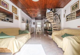 Casa Vacanza Sant alessio Siculo has Balcony rooms