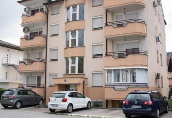 Apartman Vesna has Balcony rooms