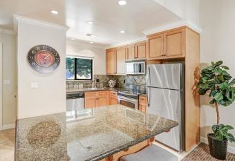 3 bed - 2 bath - Pool Silverado Resort allows 18 year olds to book a room