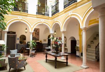 Hotel Abanico has Balcony rooms