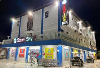 SKY INN allows 18 year olds to book a room