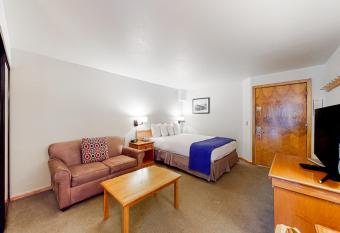 Aspen Mountain Lodge 205 has Balcony rooms