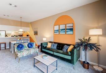 Pointe of View #405 has Balcony rooms