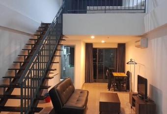 Double Storey PJ5 Soho Balcony Pool WIFI Netflix Field View has Balcony rooms
