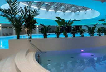 Miodowy Apartament w Hanza Tower -Sauna&Pool allows 18 year olds to book a room