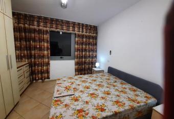 Mia s lovely two bedroom apartment allows 18 year olds to book a room